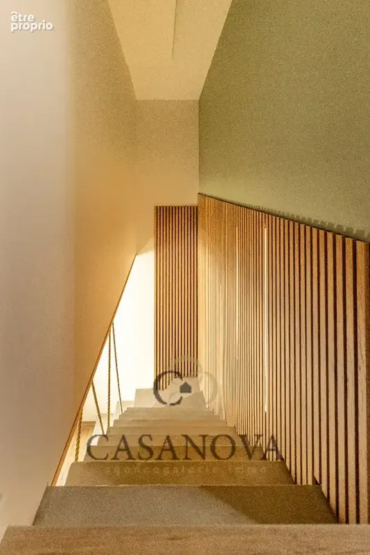 Villa contemporaine avec piscine intérieure à Pérols proche Montpellier - photo 11