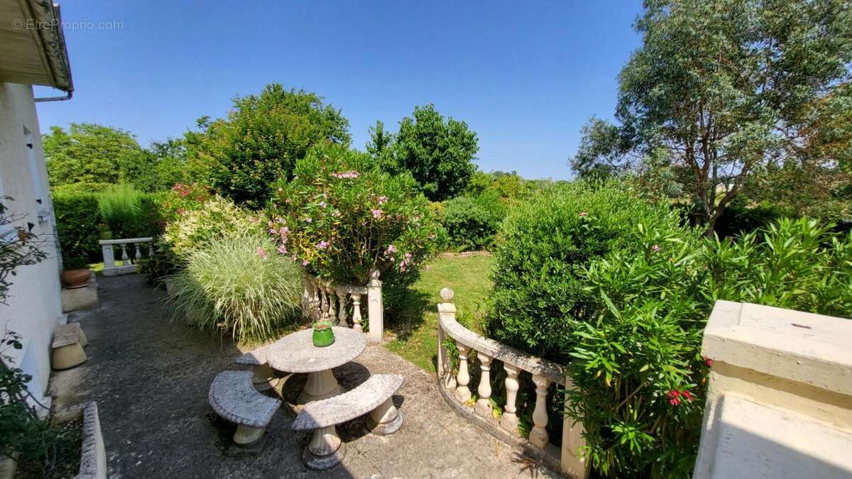 Maison à SAINT-MEDARD-DE-MUSSIDAN