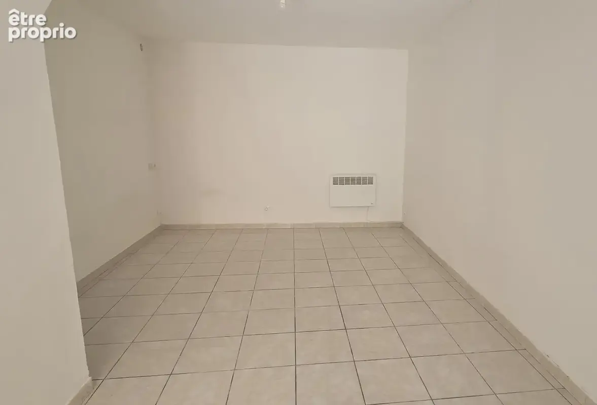 Sete centre - t2 duplex en rez de chaussee - photo 8
