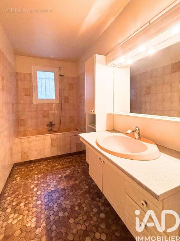 Photo 4 - Maison à VERDERONNE