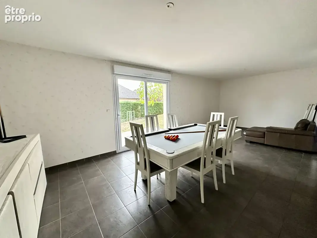 Saint-Pantaléon-de-Larche, plain pied, 3 chambres,100 m2, piscine ! - photo 10