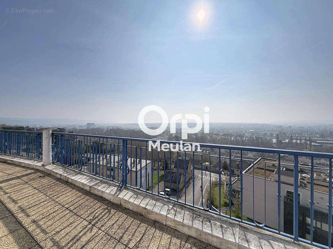 Appartement à MEULAN