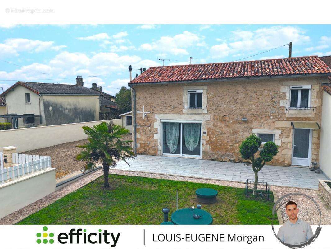 Maison à SAINT-MAURICE-LA-CLOUERE