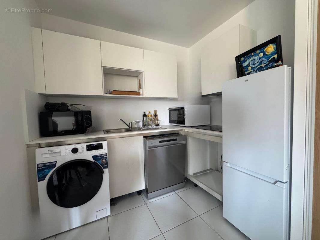 Appartement à MARSEILLE-5E