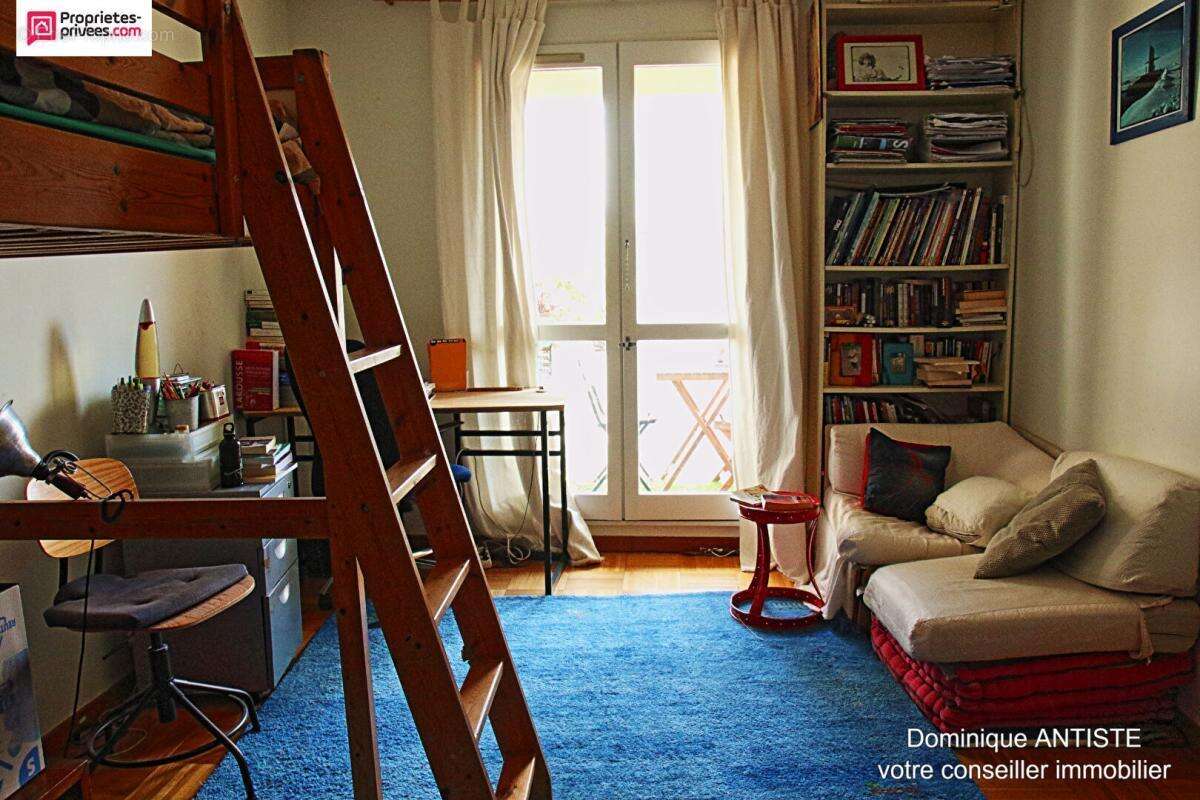 Appartement  Duplex Pantin 4 pièce(s) 116 m2 avec  cave et parking - photo 15