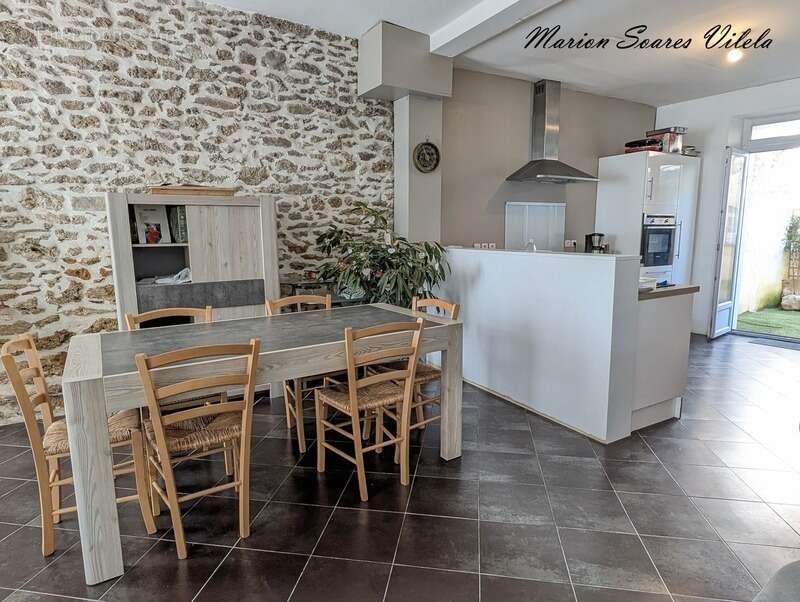 Maison à CHAUMES-EN-BRIE