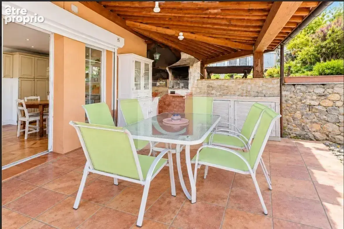 Vence centre maison f4 de 100 m² (habitable) + piscine + terrain + garage et vue mer ! - photo 4