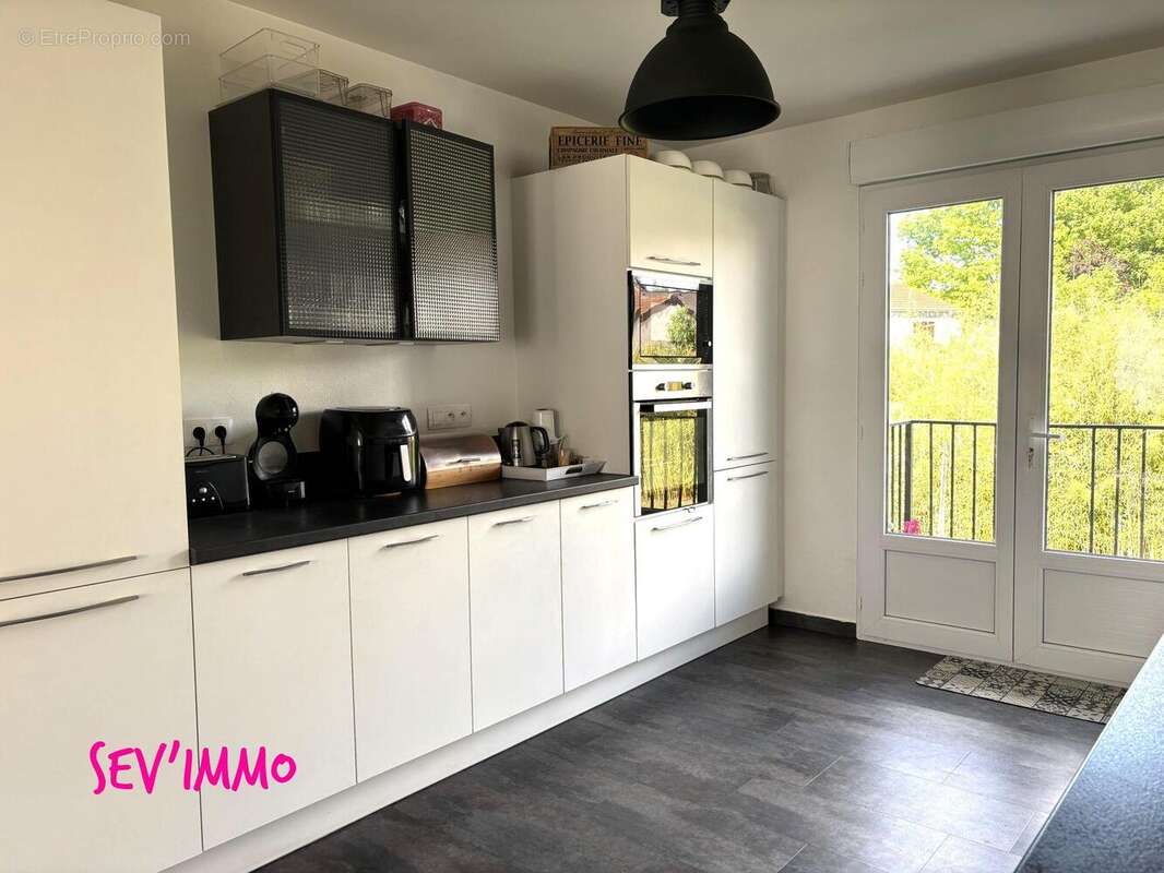 Maison à SAINT-GERMAIN-DES-FOSSES