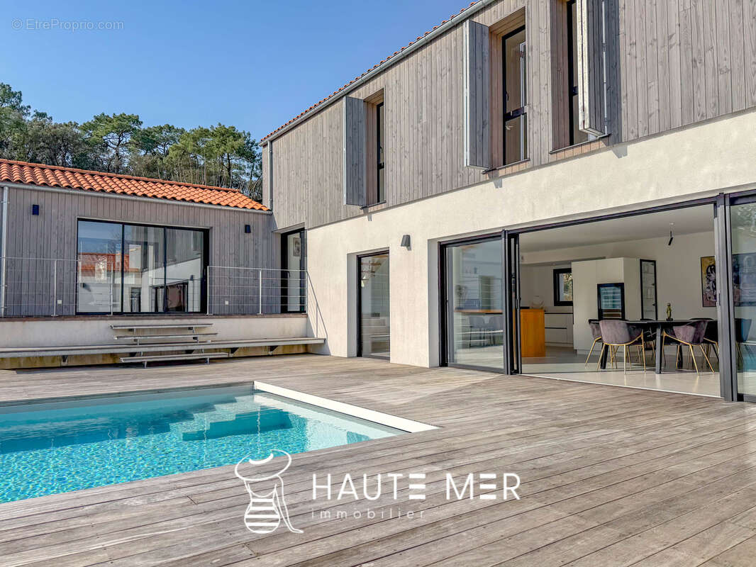 Maison à LONGEVILLE-SUR-MER