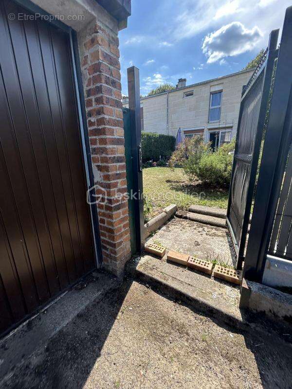 Maison à EPINAY-SOUS-SENART