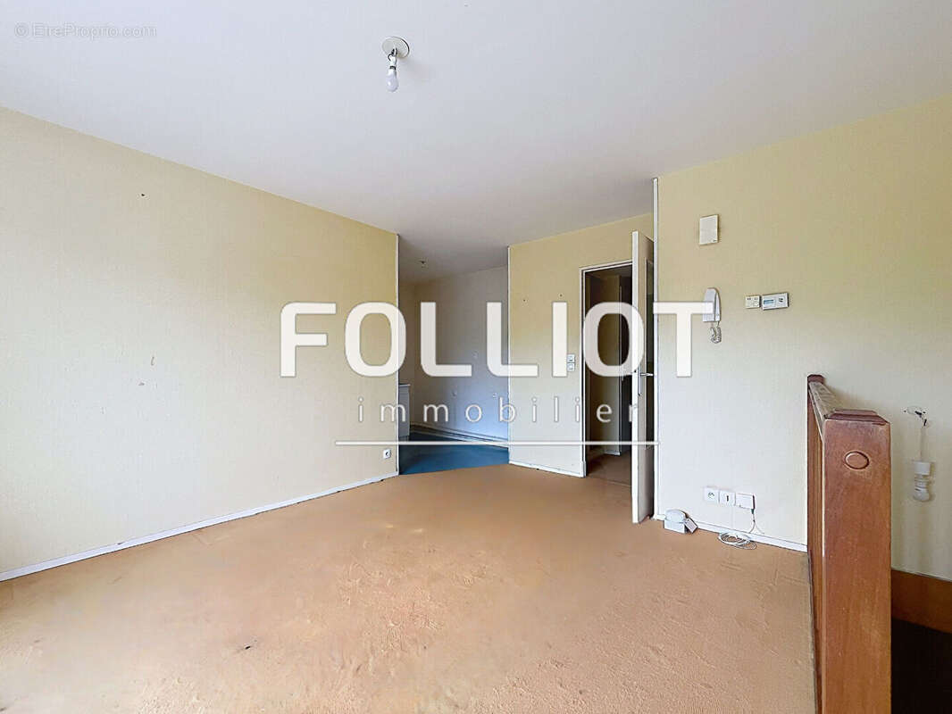 Appartement à MONDEVILLE
