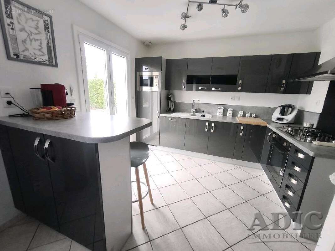 Maison à MOUSSY-LE-NEUF