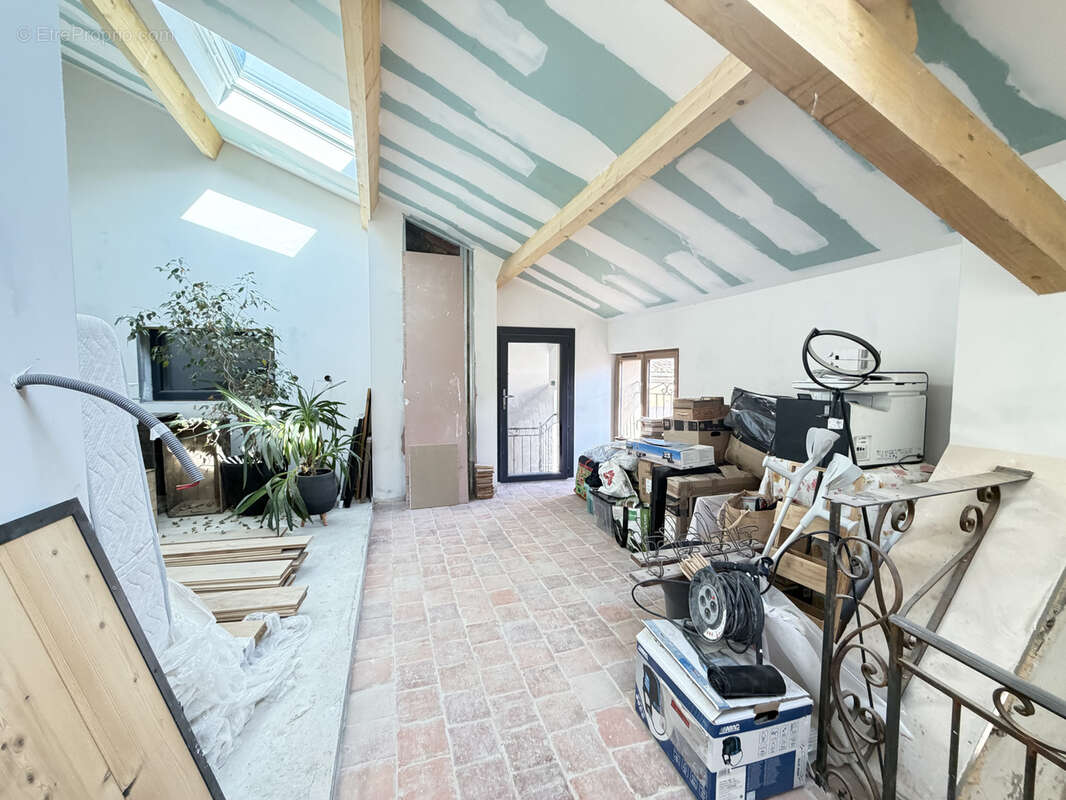 Maison à AUPS