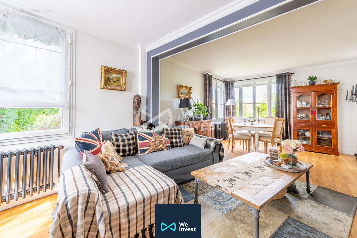 Maison à BAILLY-ROMAINVILLIERS