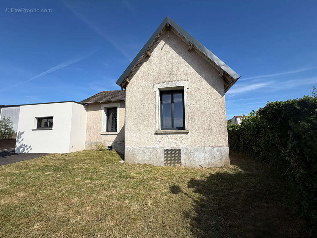 Maison à POITIERS