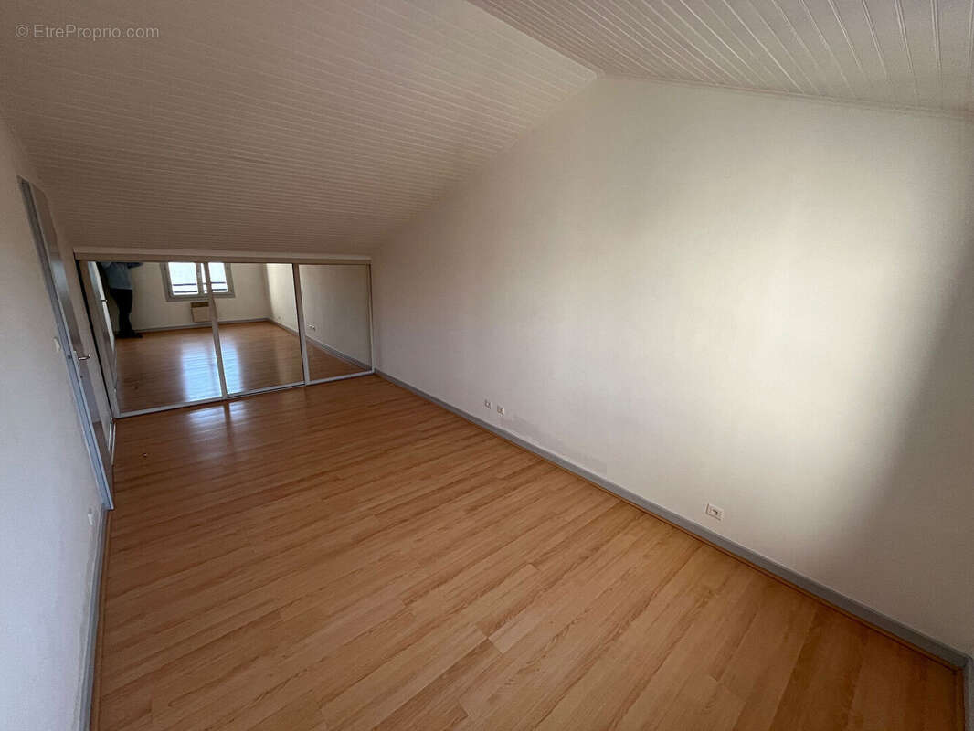 Maison à LA TOUR-DU-PIN