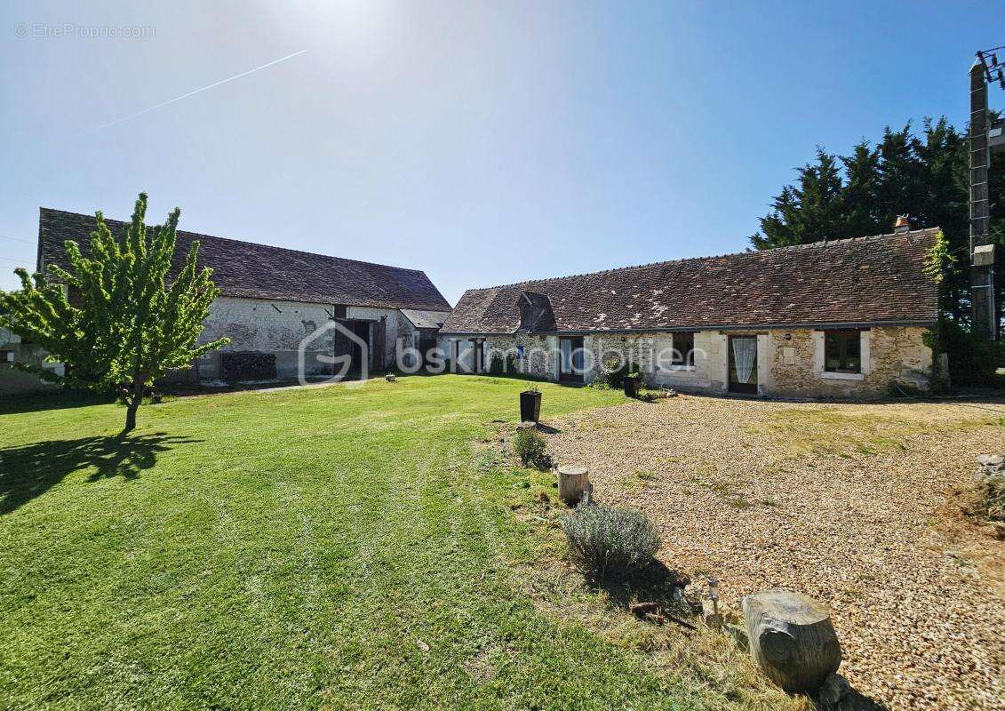 COUP DE COEUR !! Corps de ferme rénové avec maison d'habitation + 2 logements séparés - photo 15