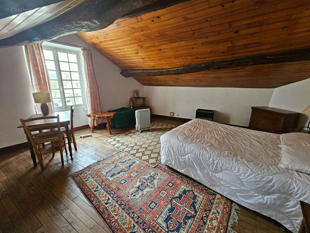 Maison à MAGNY-LES-HAMEAUX