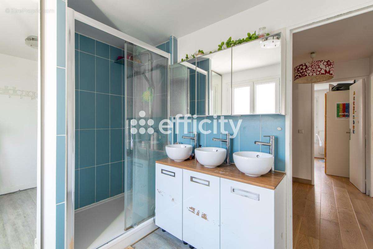 Maison à ASNIERES-SUR-SEINE