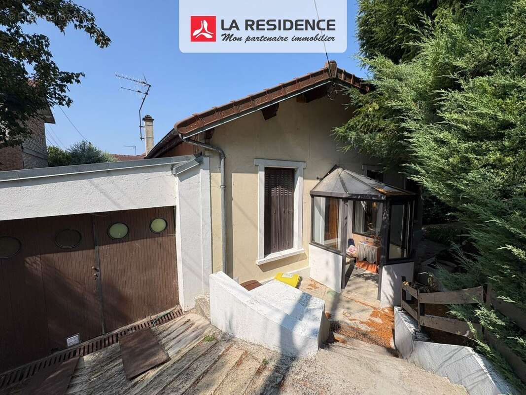 Maison à MONTIGNY-LES-CORMEILLES