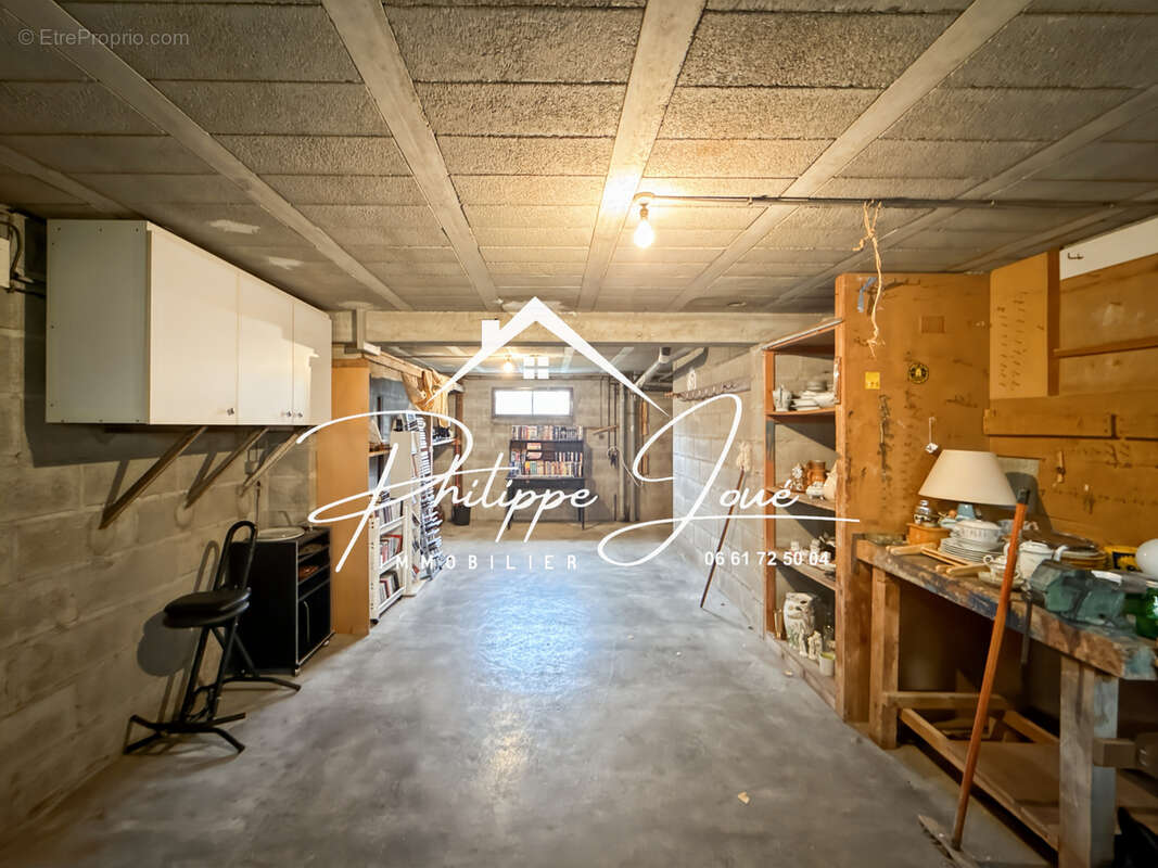 Maison à VILLENEUVE-L'ARCHEVEQUE