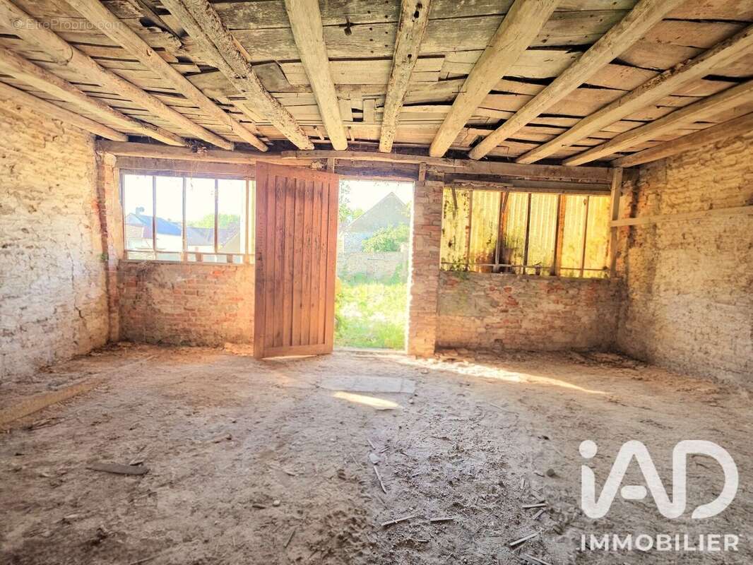 Maison 118 m² à Le Gue-De-Longroi  - photo 3