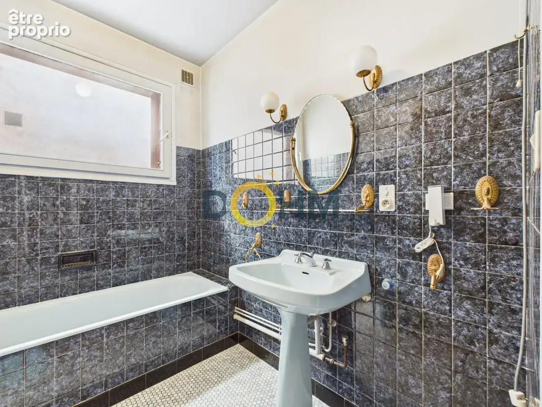 A vendre ambert proche centre grande maison familiale avec garage et jardin - photo 16