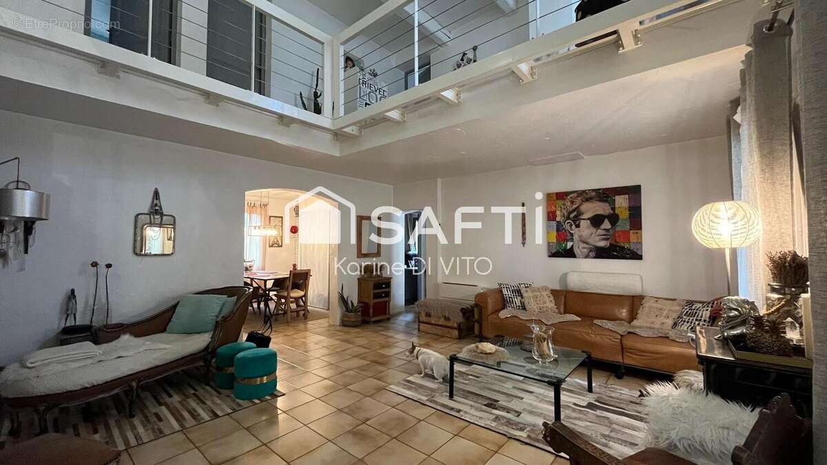 Photo 2 - Maison à FREJUS