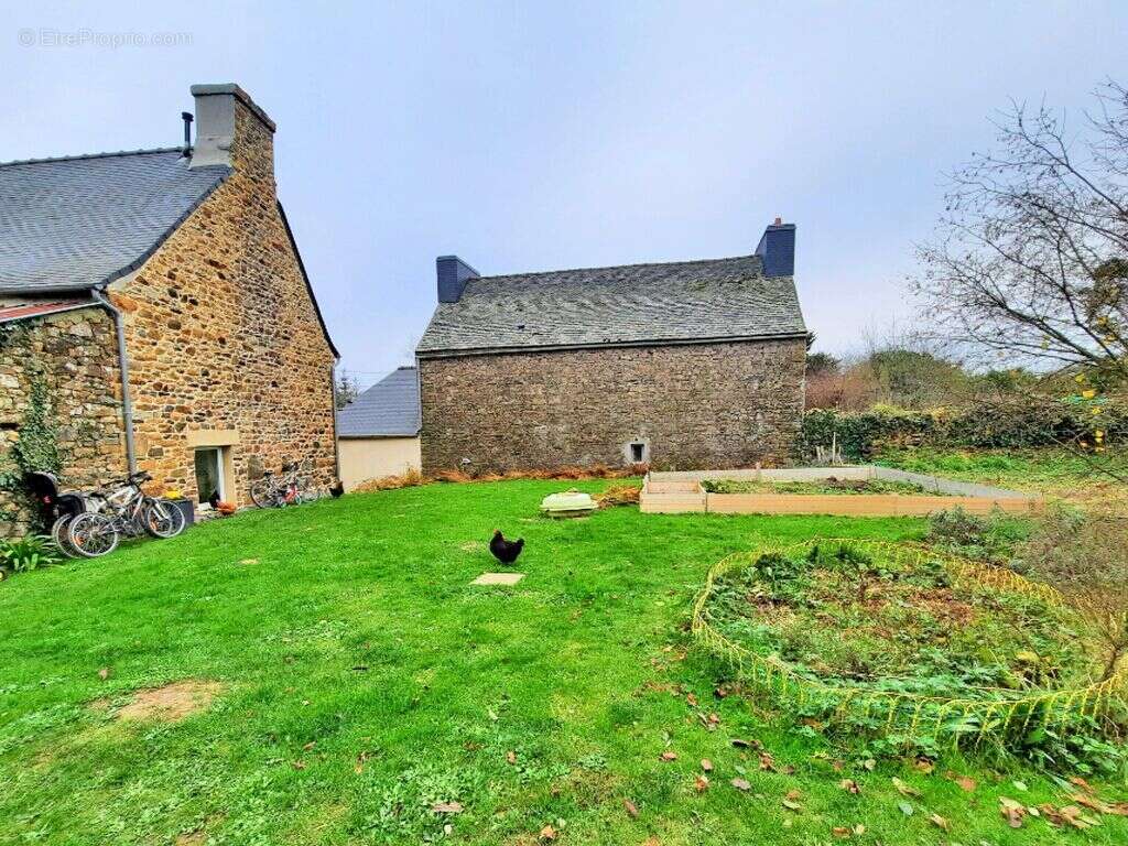 Maison à GUIMAEC