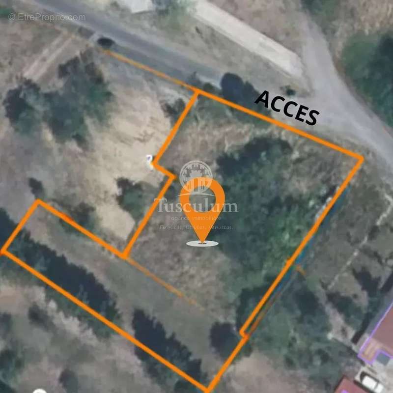 Terrain à REMOIVILLE