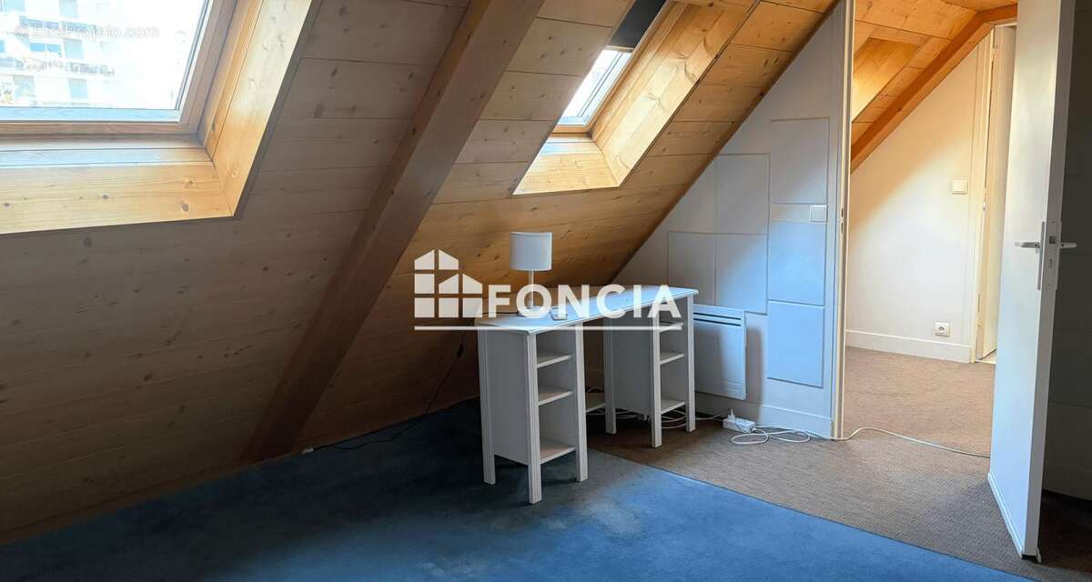 Maison à PARIS-14E