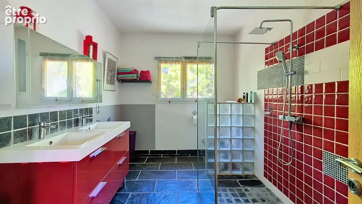 Villa contemporaine familiale de 220 m² en fond d'impasse, au calme et sans vis-à-vis - photo 16