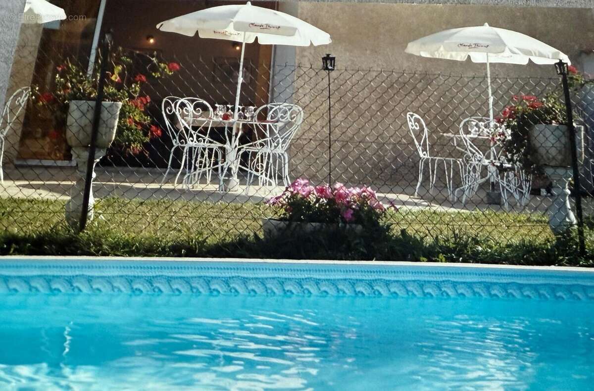 Photo 3 - Appartement à SAINT-GENIS-DE-SAINTONGE