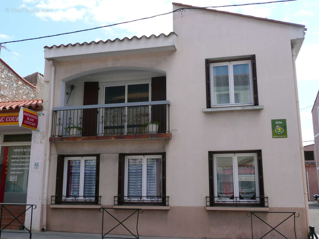 Maison à SAINT-LAURENT-DE-LA-SALANQUE