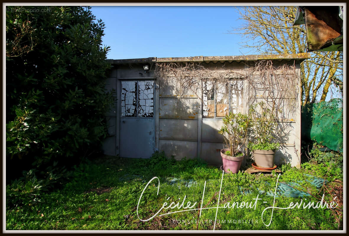 PONTORSON. Proche supermarché - Maison 95 m2 . 3 chambres. Terrain: 210 m2 - photo 15