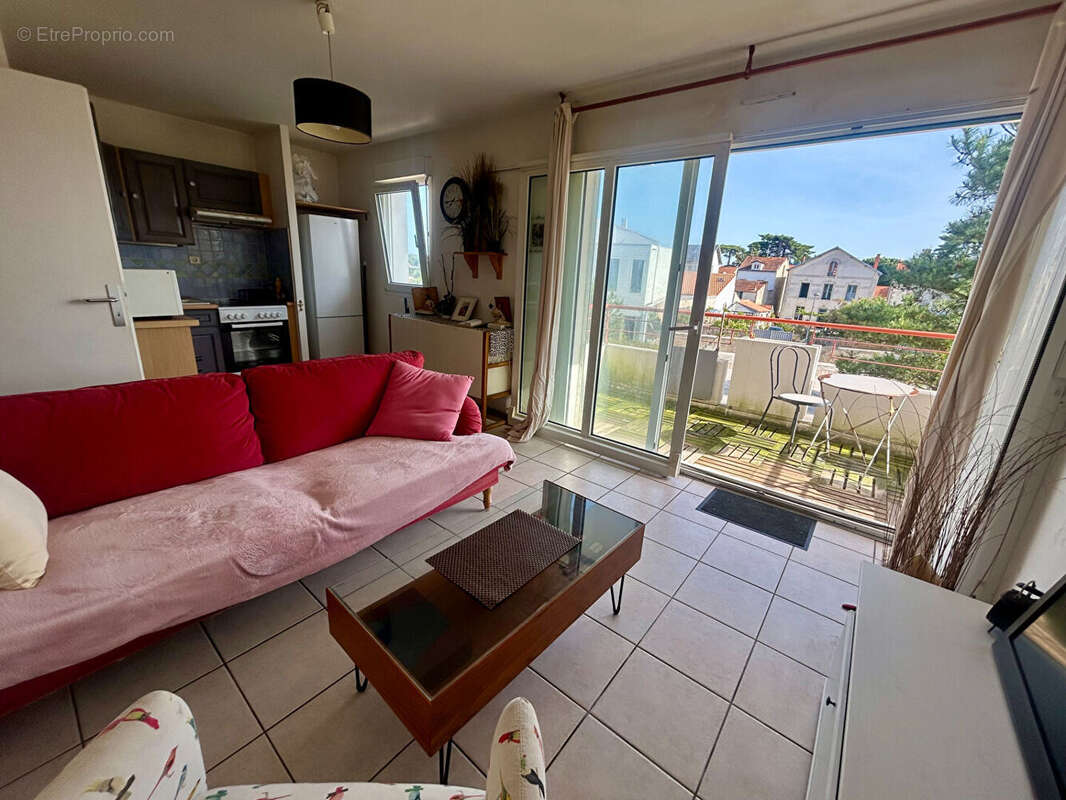 Appartement à FOURAS
