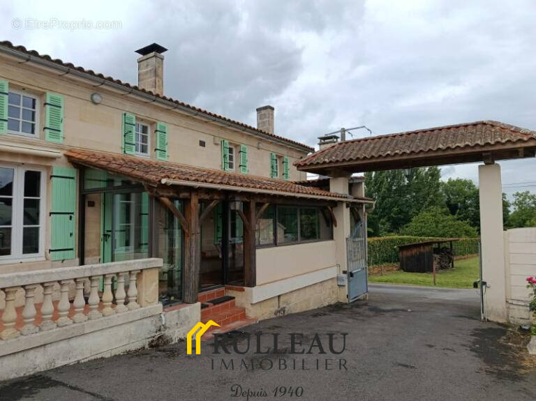 Maison à BERSON