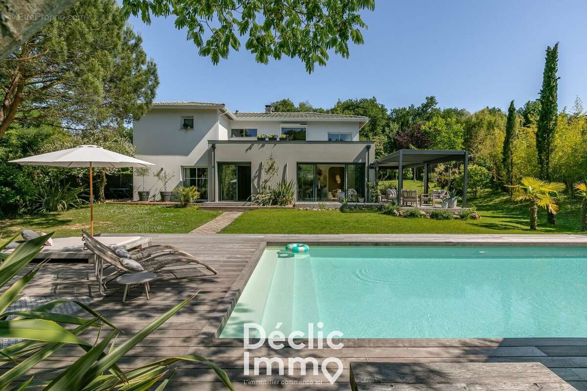 Maison d'architecte exceptionnelle 242m² 4ch piscine 15min Bordeaux Centre - photo 16