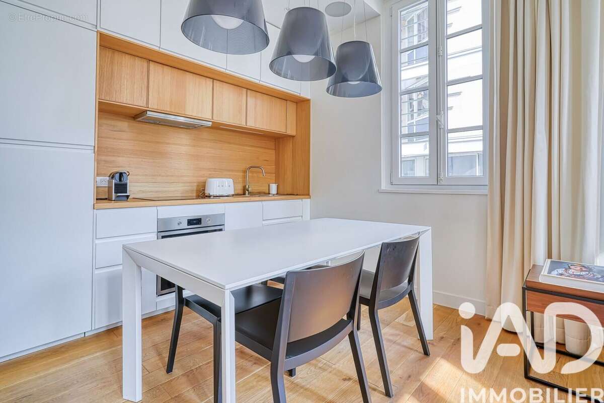 Photo 3 - Appartement à PARIS-3E