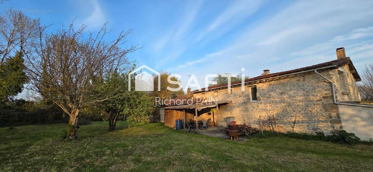 Maison 180 m² à Beaussais  - photo 2