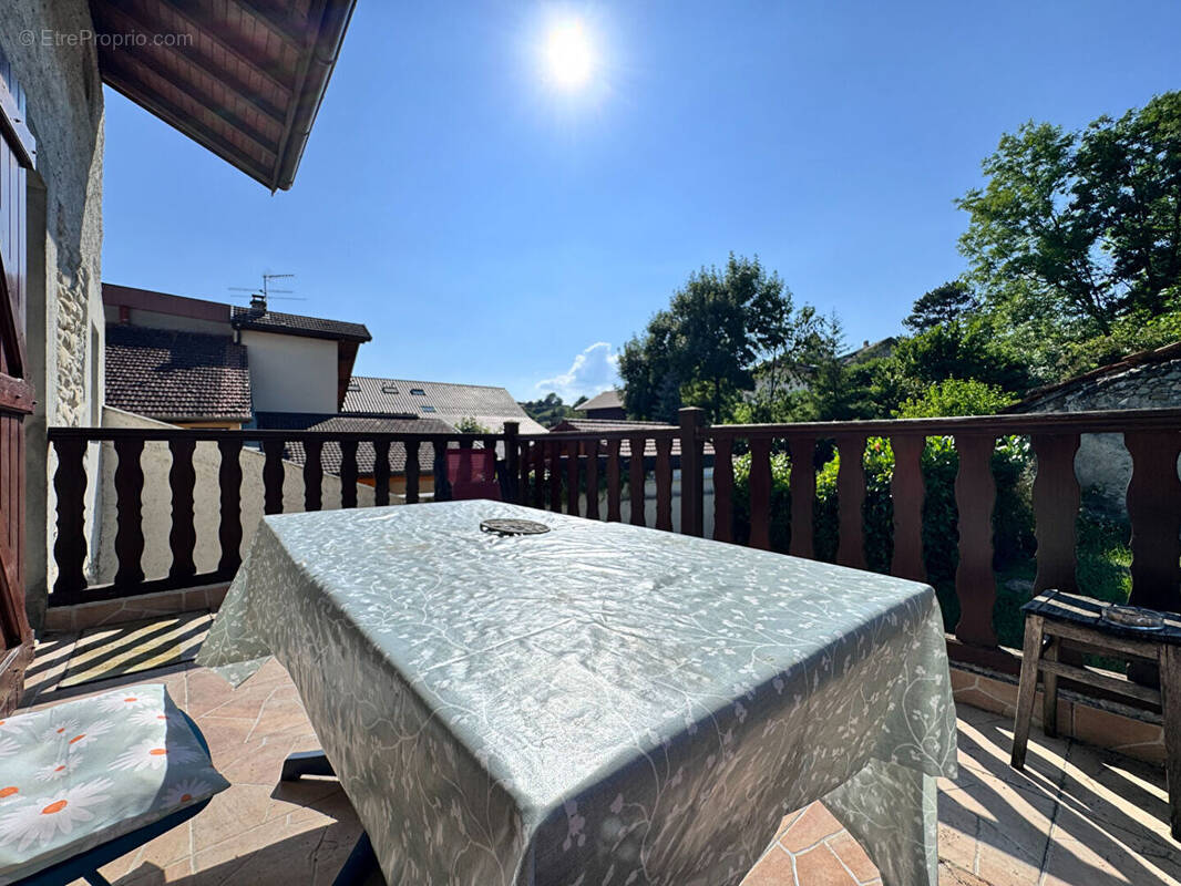 Maison à SAINT-JULIEN-EN-GENEVOIS