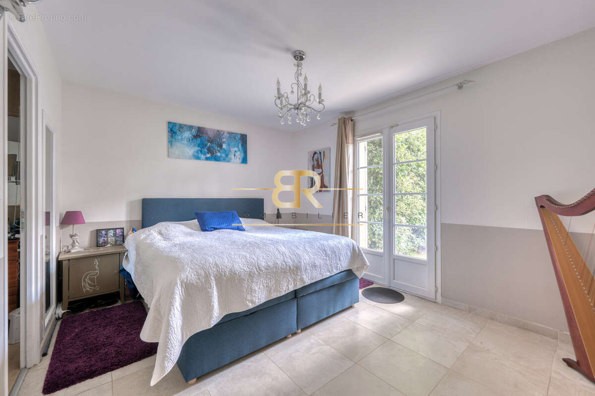 Maison à SUCY-EN-BRIE