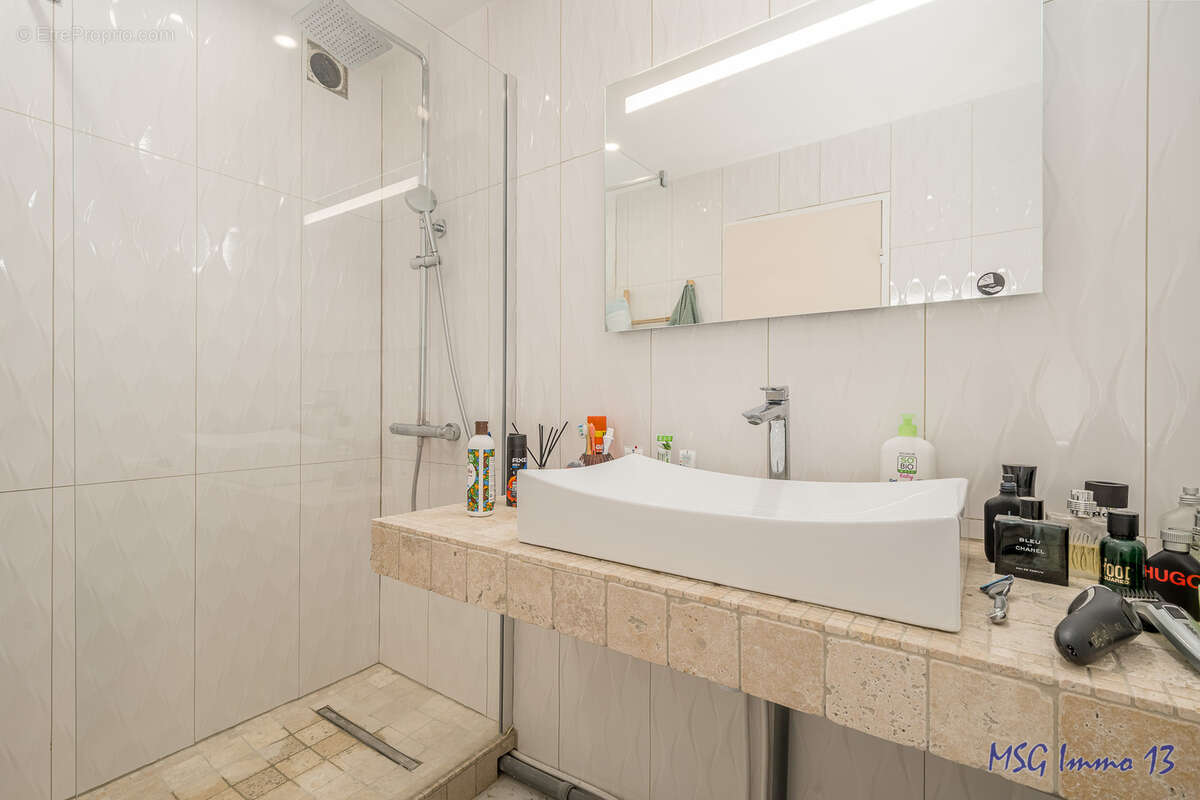 Appartement à MARSEILLE-14E