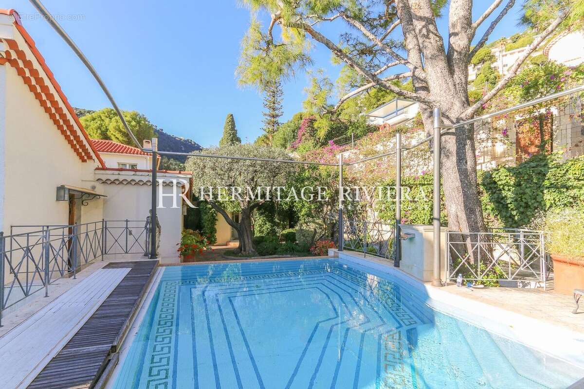 Maison à EZE