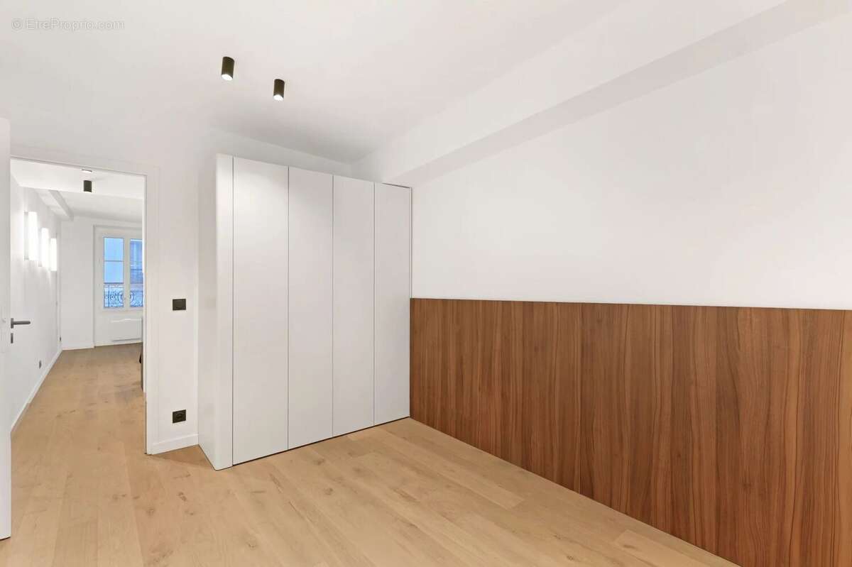 Appartement à PARIS-3E