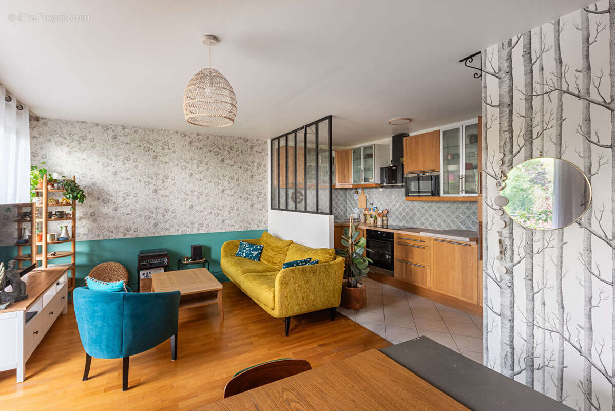 Appartement à PARIS-20E