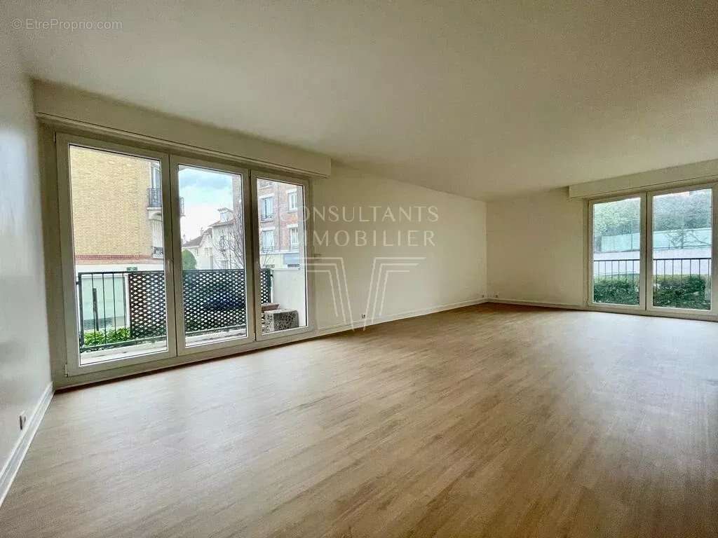 Appartement à SAINT-CLOUD