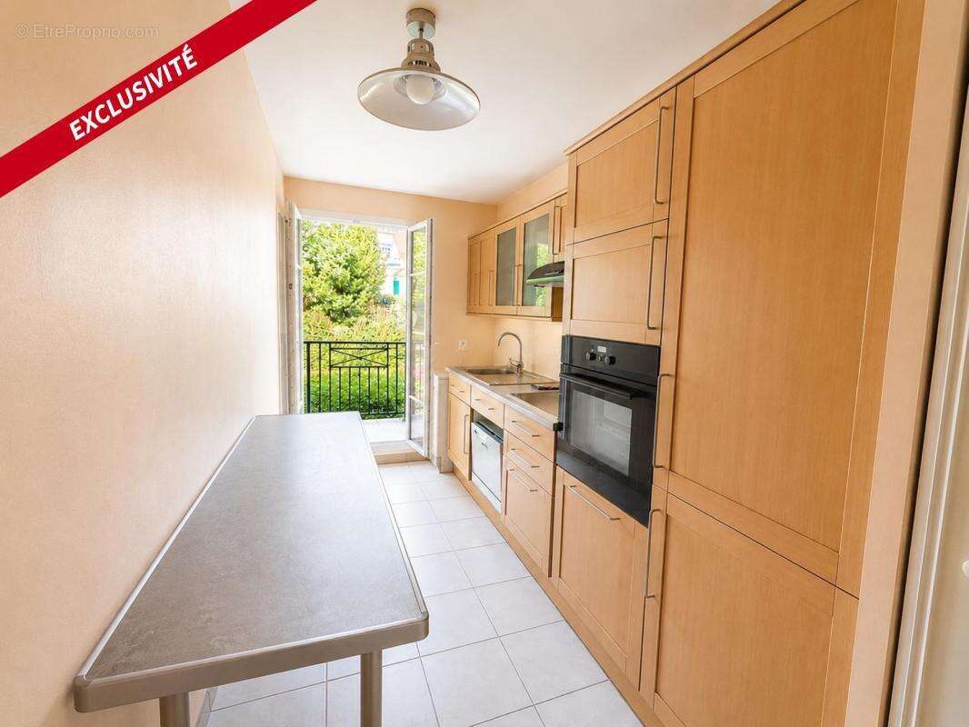 Appartement à MAGNY-LE-HONGRE