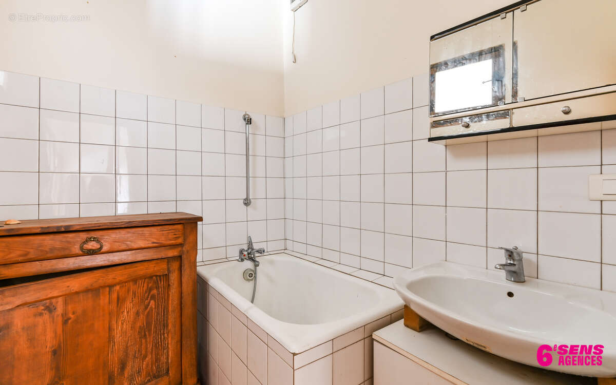 Maison à FRANCHEVILLE