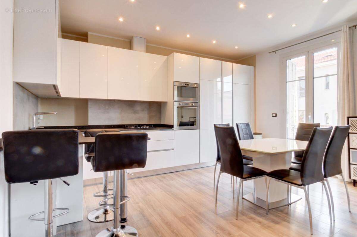 Appartement à MENTON